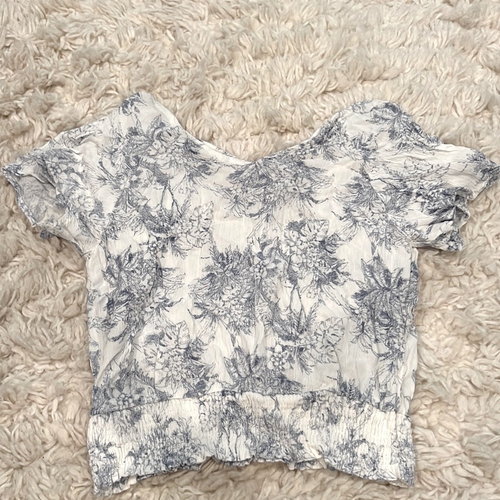 cropped women’s tie back blouse